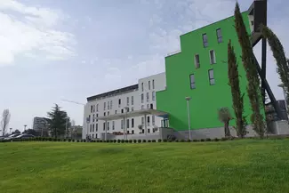 Kompleksi FSHF 8 Kompleksi FSHF 8
